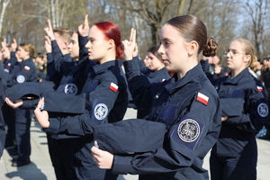 Zdjęcie przedstawiające uczniów  klasy policyjnej.